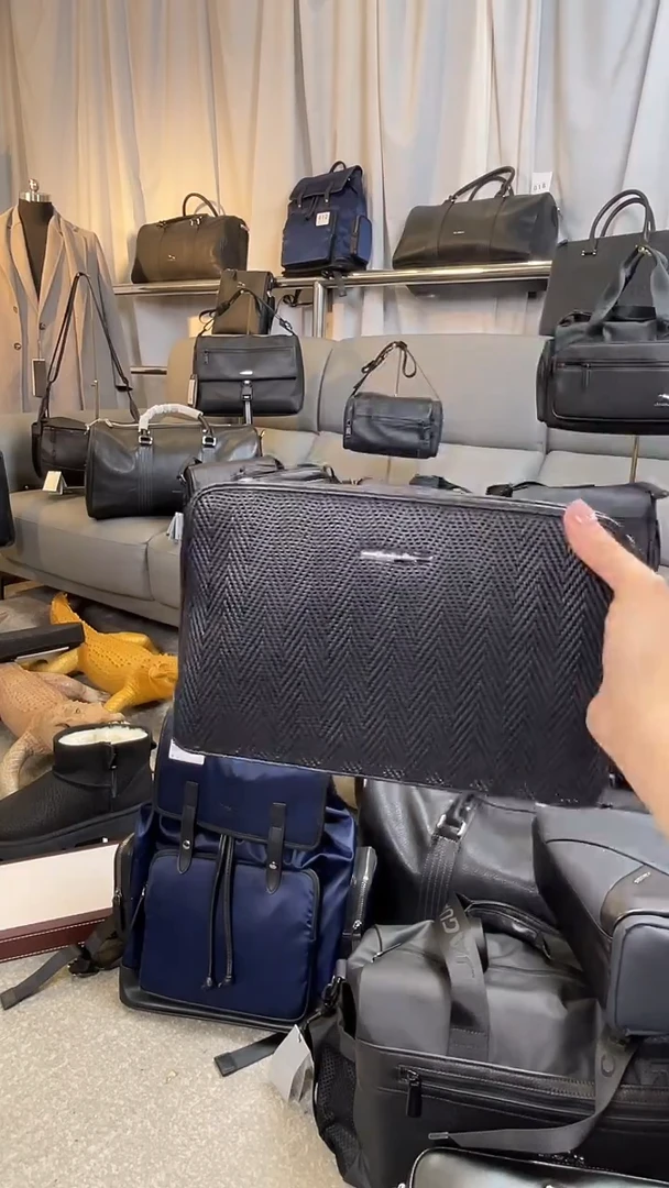 牛皮（革）韩爵绅士包包皮具554