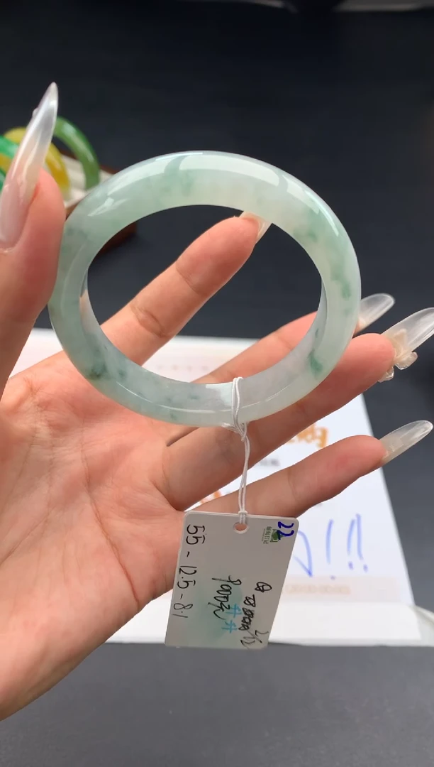 未镶嵌手镯翡翠翡翠自带#送人#，假一赔三