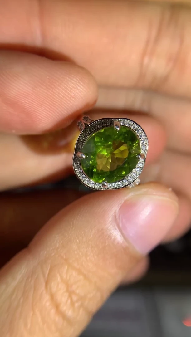 【闪购商品】橄榄石戒指银S925镶嵌天然