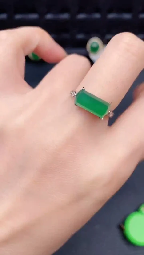 银S925镶嵌戒指翡翠天然a货翡翠356