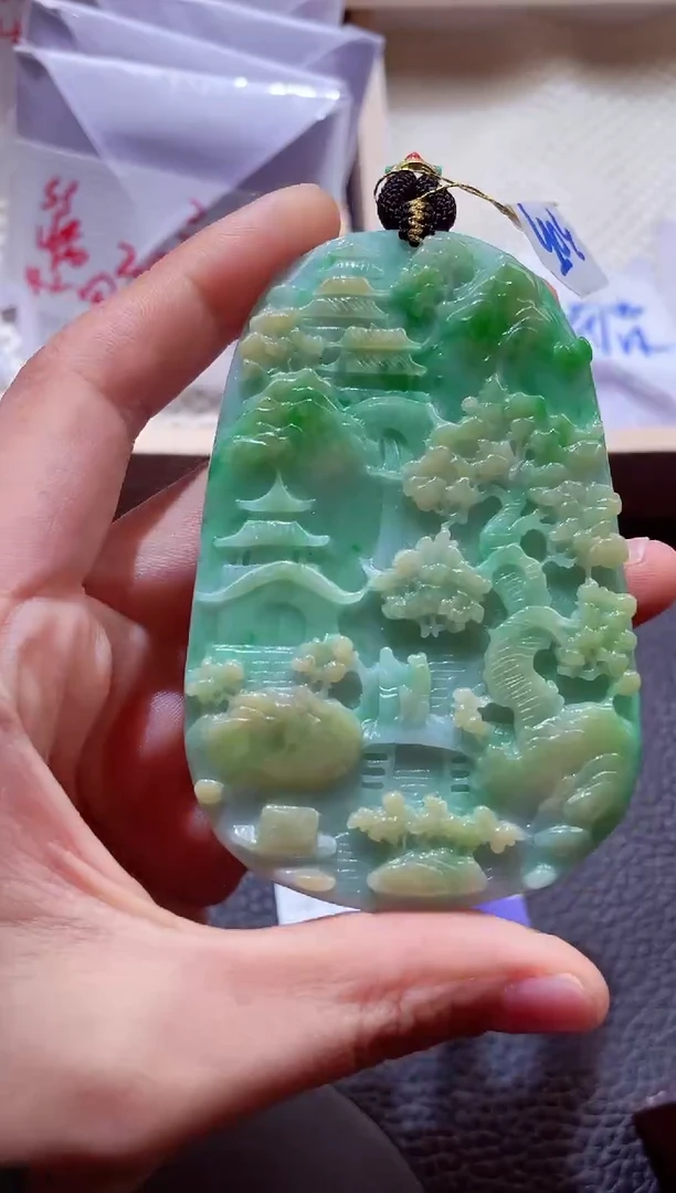颈饰未镶嵌翡翠00008965