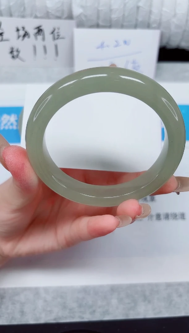 未镶嵌手镯石英质玉282-62东