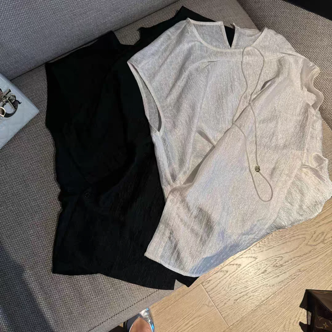 法式小众束身开叉圆领小衫女新款轻薄透气慵懒显瘦遮肉褶皱上衣夏