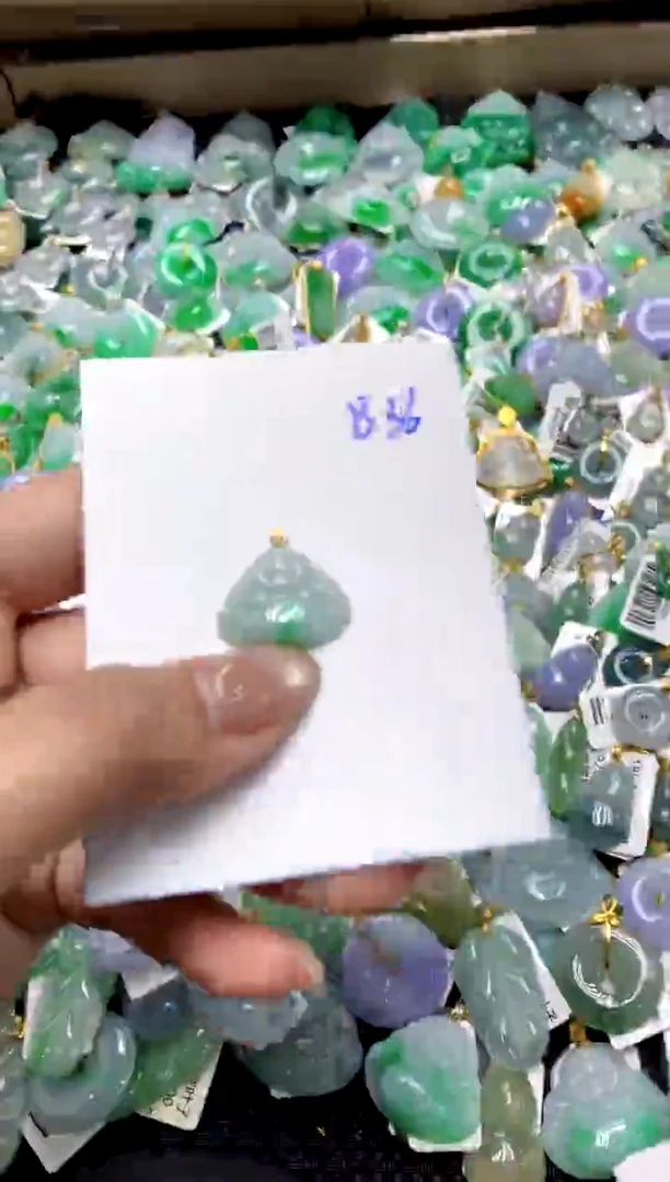 【闪购商品】翡翠颈饰18K金镶嵌1111111111111111