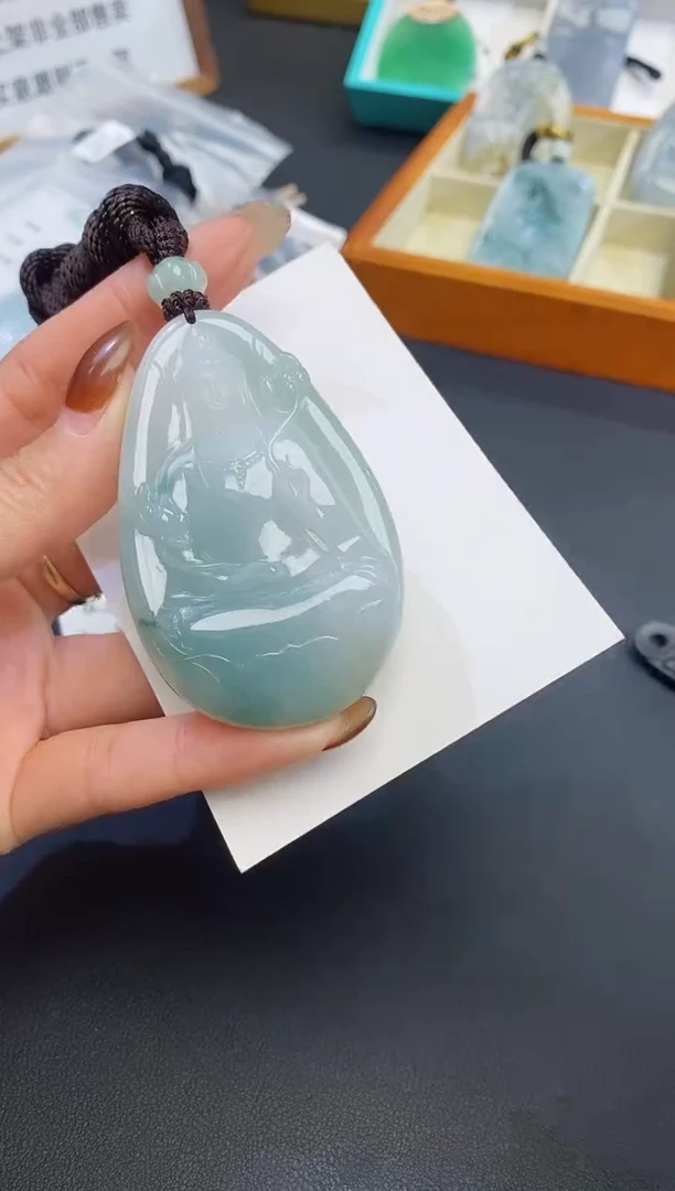 颈饰未镶嵌翡翠缅甸天然翡翠吊坠