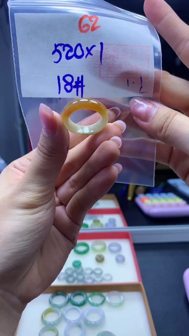 未镶嵌定制翡翠?****女戒圈#520元-毛货需精细抛光