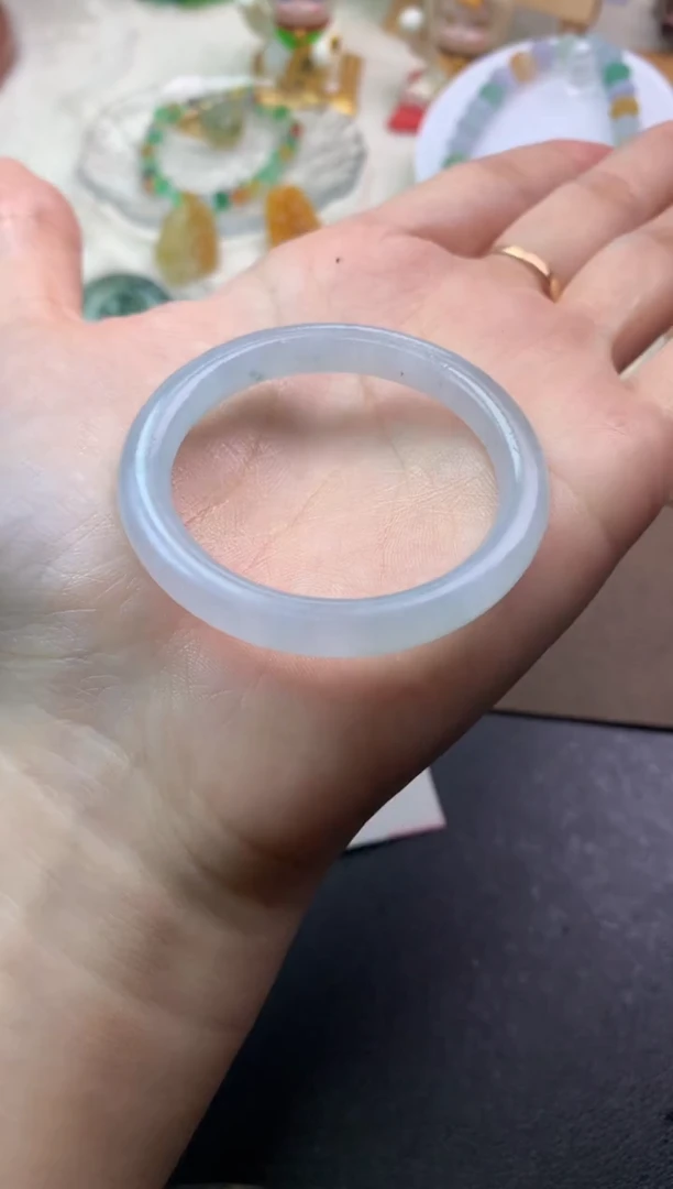 未镶嵌定制翡翠毛货