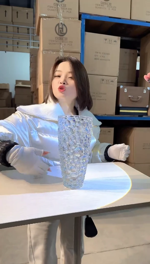 琉璃优奇花瓶摆件L-早6