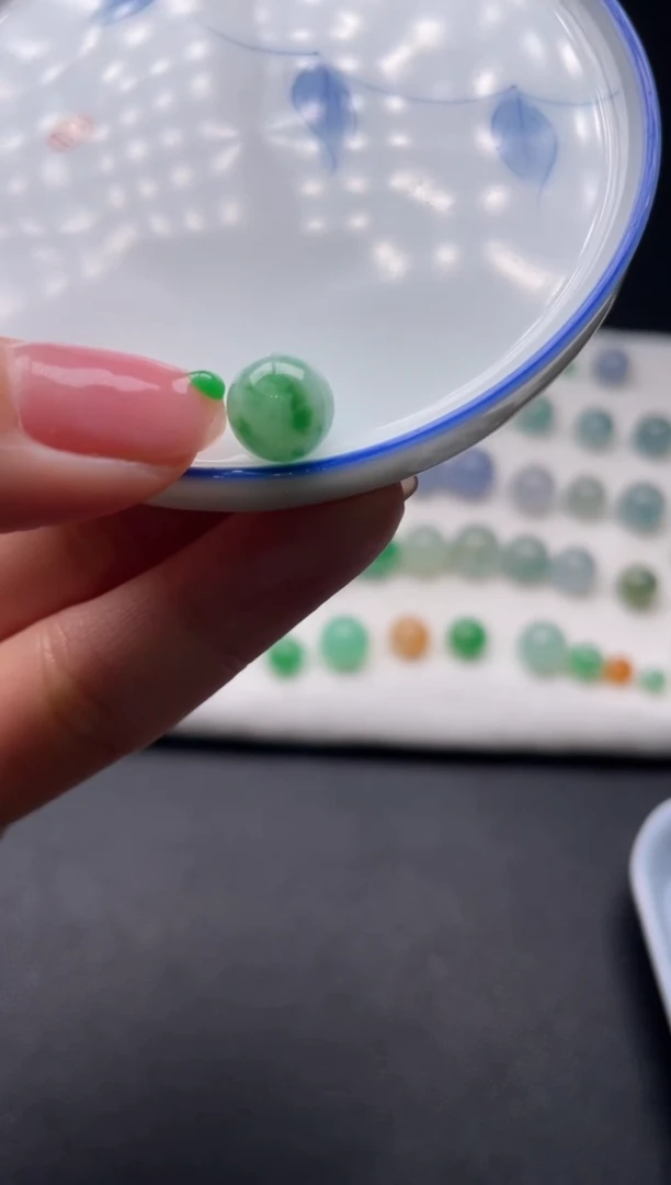 【闪购商品】翡翠颈饰未镶嵌啊A288