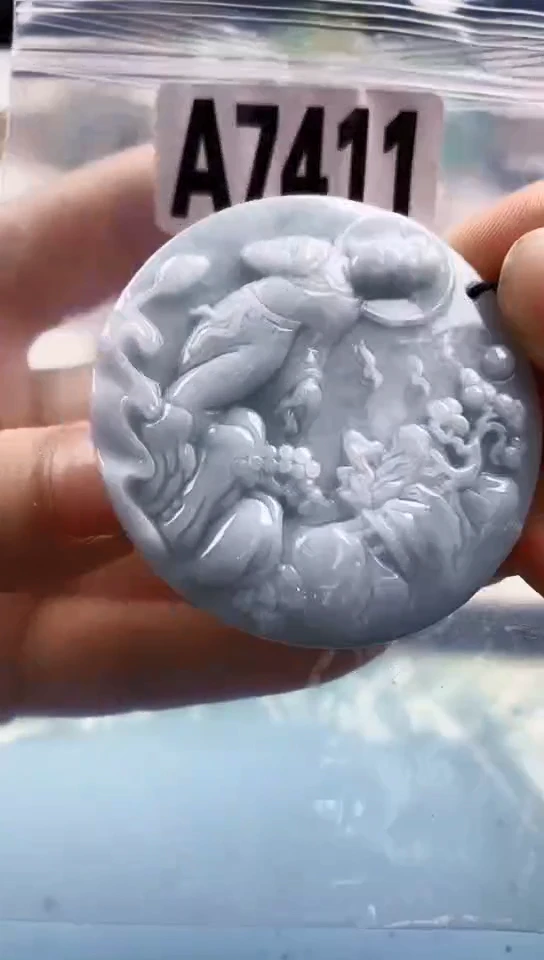 翡翠未镶嵌颈饰天然翡翠吊坠挂件