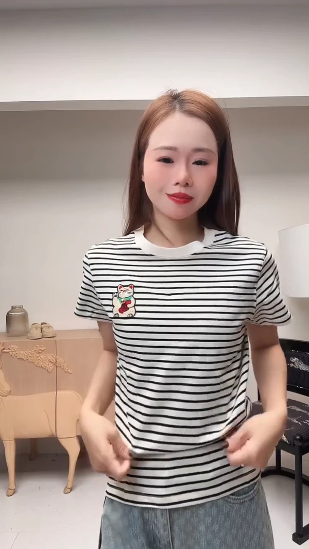 小猫条纹圆领半袖
