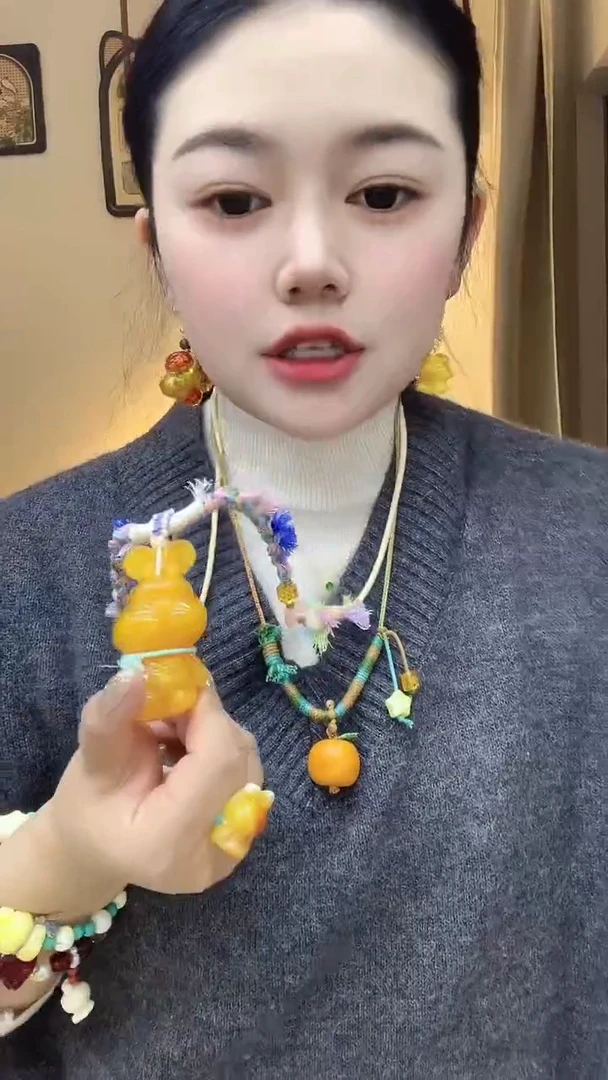 砖雕大喜喜时尚穿搭饰品