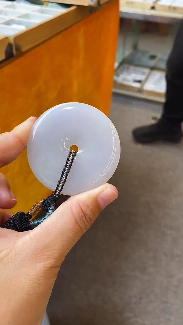 【闪购商品】翡翠颈饰未镶嵌挂件