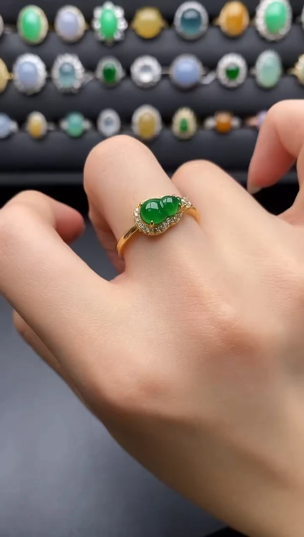 银S925镶嵌戒指翡翠怡*一物一证一礼盒