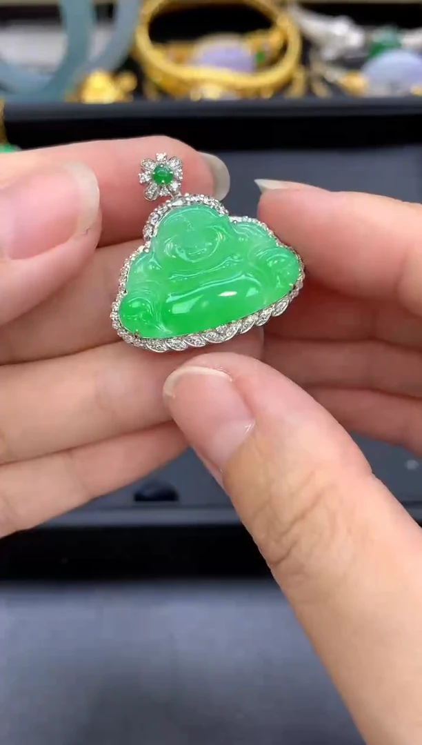 颈饰18K金镶嵌翡翠683-中国好珍宝