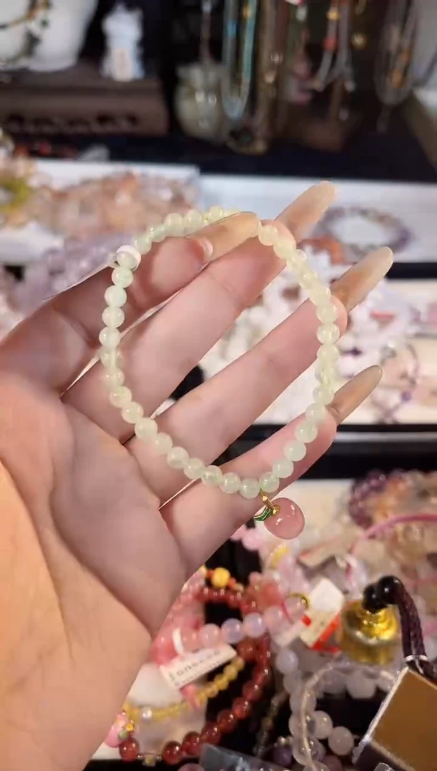 【闪购商品】水晶手链未镶嵌多样性发货其一