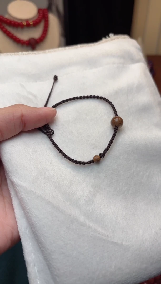 【闪购商品】白玉菩提手串黑 编绳