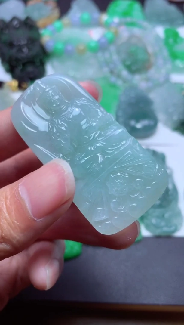 【闪购商品】翡翠颈饰未镶嵌天然翡翠