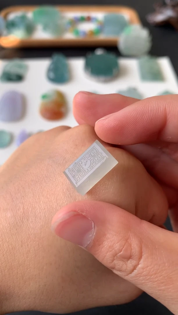 未镶嵌定制翡翠翡翠