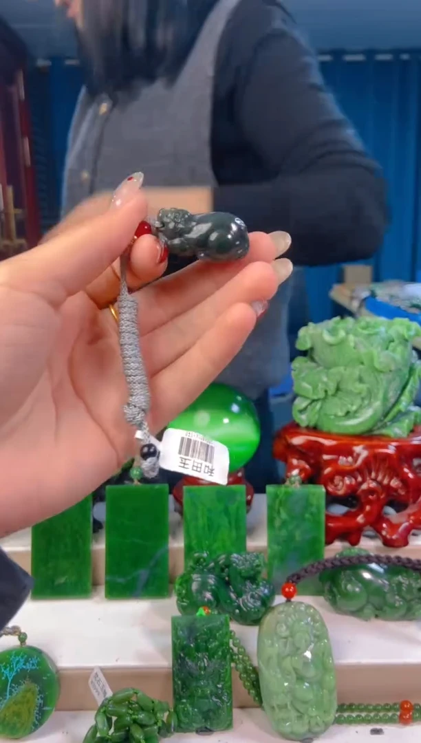 【闪购商品】和田玉挂件未镶嵌1