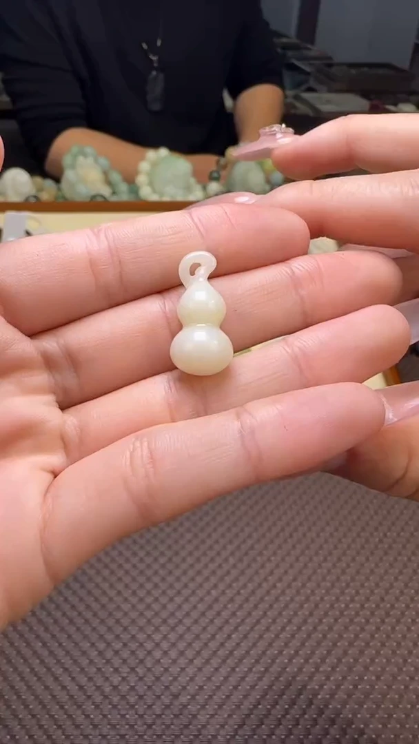 【闪购商品】和田玉吊坠未镶嵌吊坠