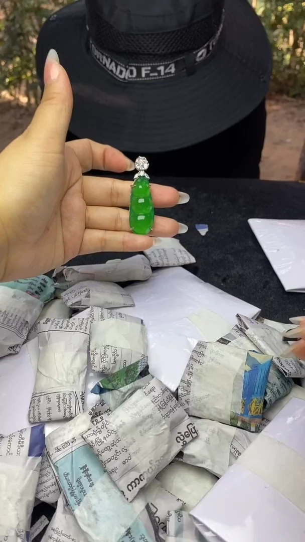 满色吊坠  所见即所得