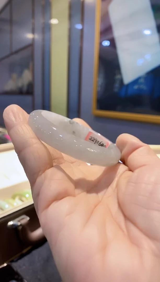 未镶嵌手镯翡翠翡翠手镯