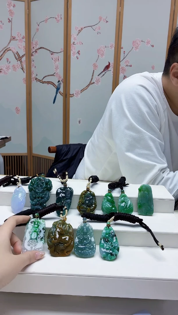 未镶嵌定制翡翠A**理4898jw-毛货挂件