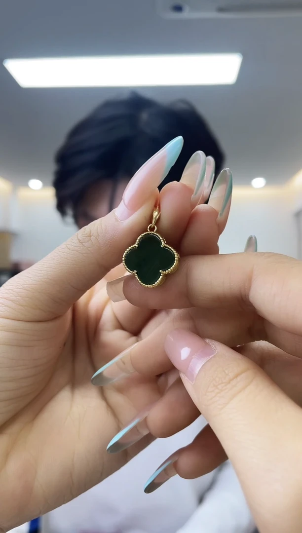 颈饰未镶嵌和田玉（多样性发一件）