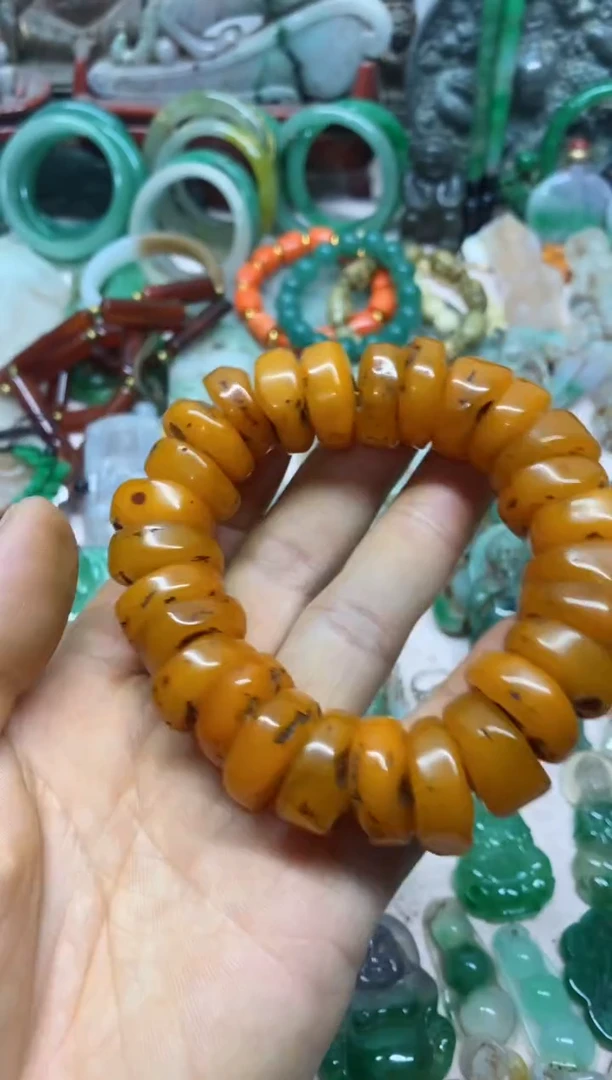 【闪购商品】61直播间的实时画面