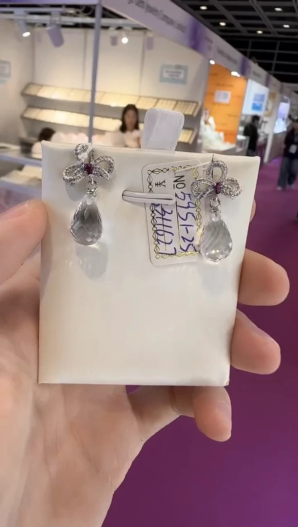 银S925镶嵌耳饰水晶白水晶耳钉