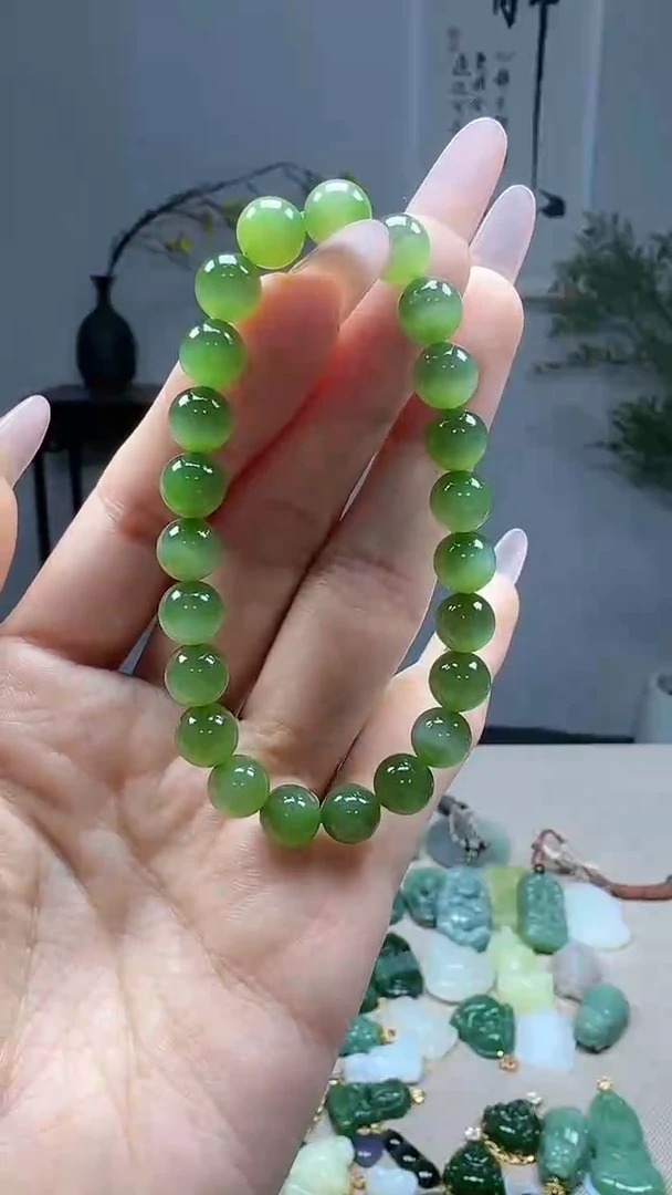 未镶嵌和田玉挂件8