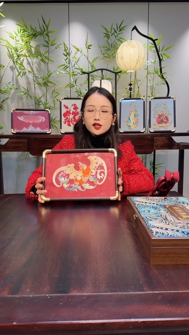 布刺绣摆台，高端刺绣艺术藏品！