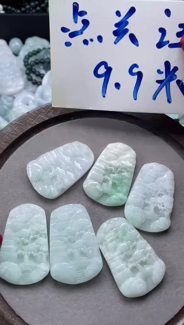 翡翠未镶嵌颈饰天然A货翡翠S