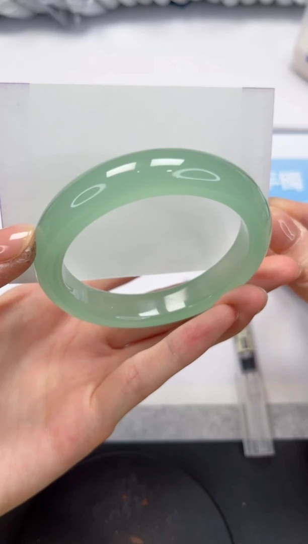 石英质玉手镯未镶嵌V434-58.2