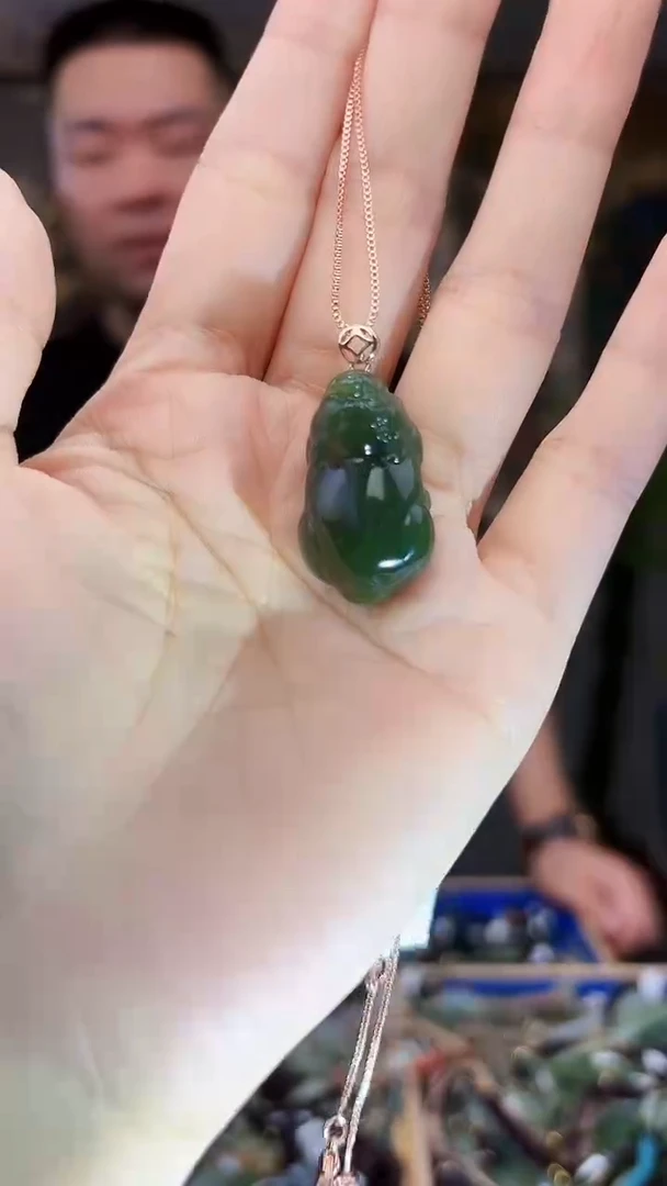 和田玉未镶嵌挂件拍一发一