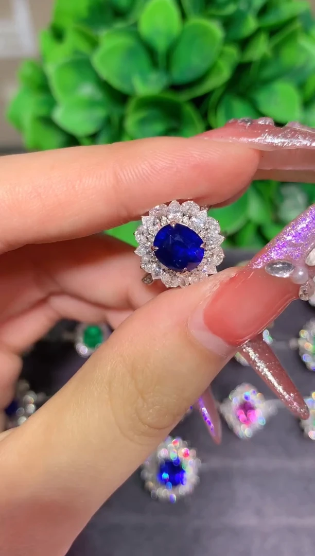 戒指蓝宝石18K金镶嵌2.14CT