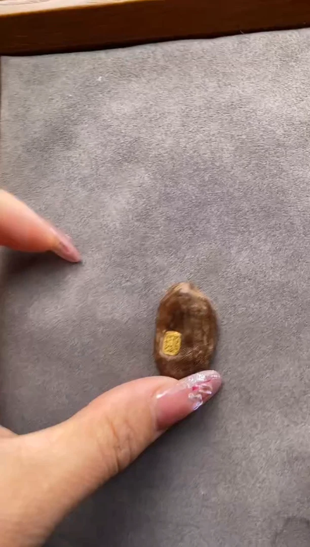 【闪购商品】沉香吊坠越南  红土吊坠