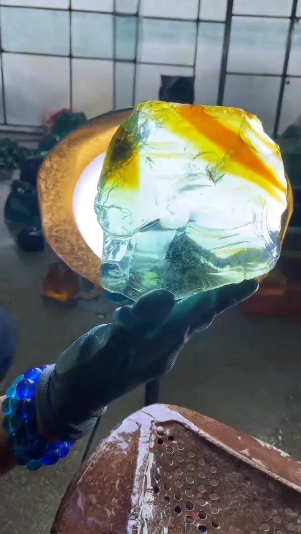 新疆彩石奇石摆件