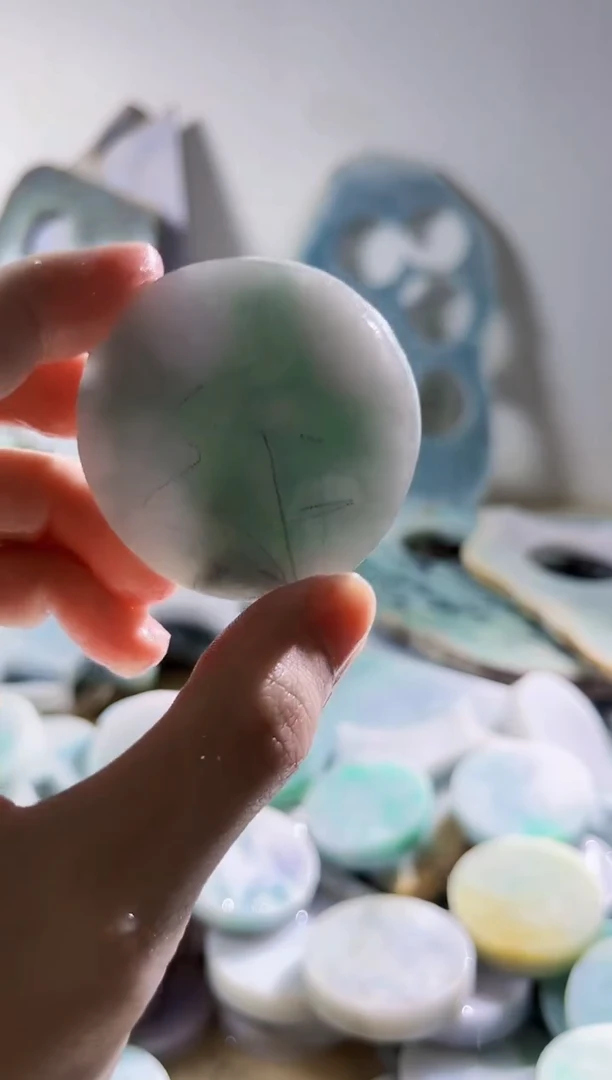 翡翠裸石缅甸翡翠A货文6877