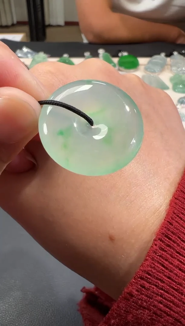 吊坠(不含链)未镶嵌翡翠B434|23800