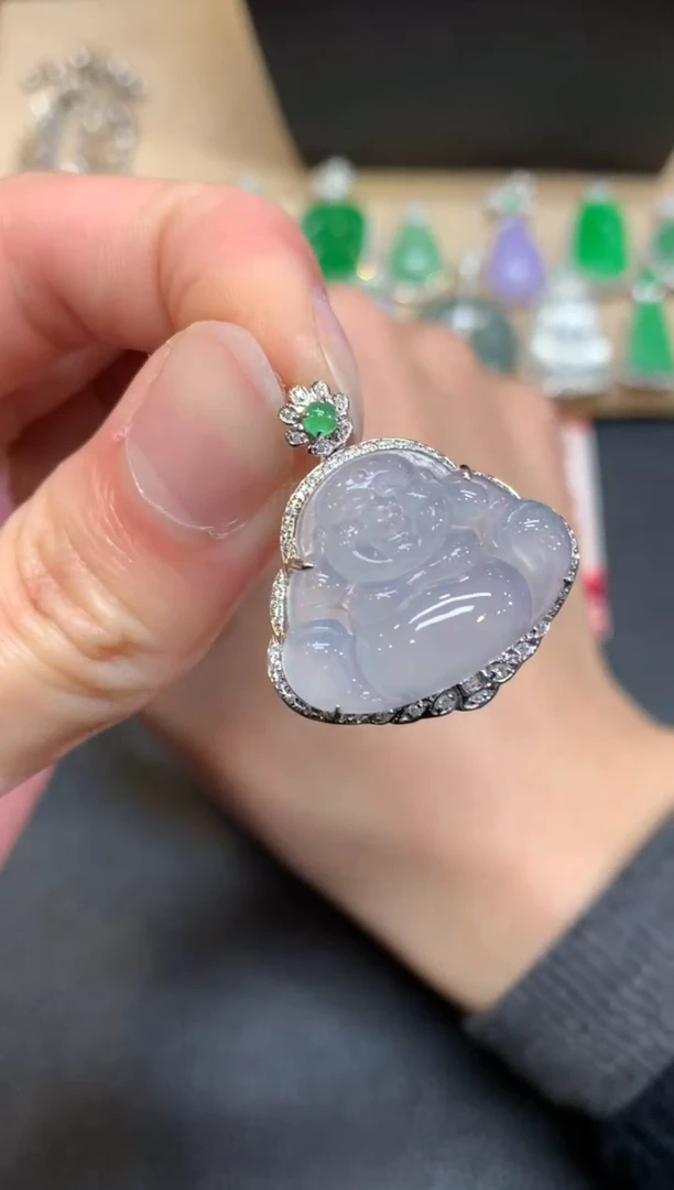 【闪购商品】翡翠颈饰18K金镶嵌佛公【无服务费】