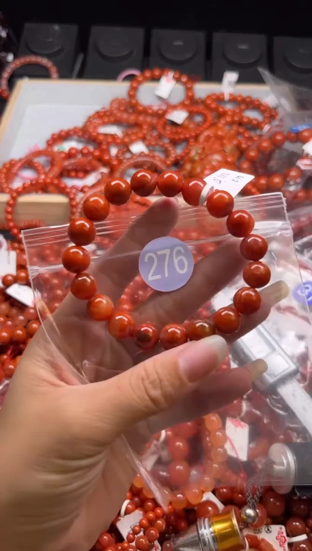 南红玛瑙未镶嵌珠宝奇石276-10