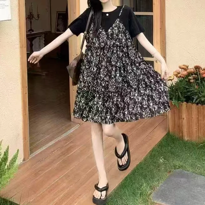 碎花假两件夏季连衣裙 大码圆领吊带宽松显瘦吊带裙减龄韩版女