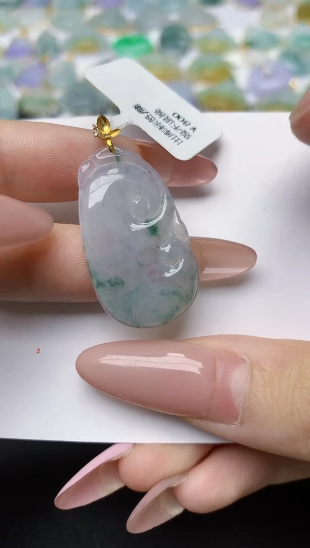 翡翠18K金镶嵌颈饰天然翡翠A货