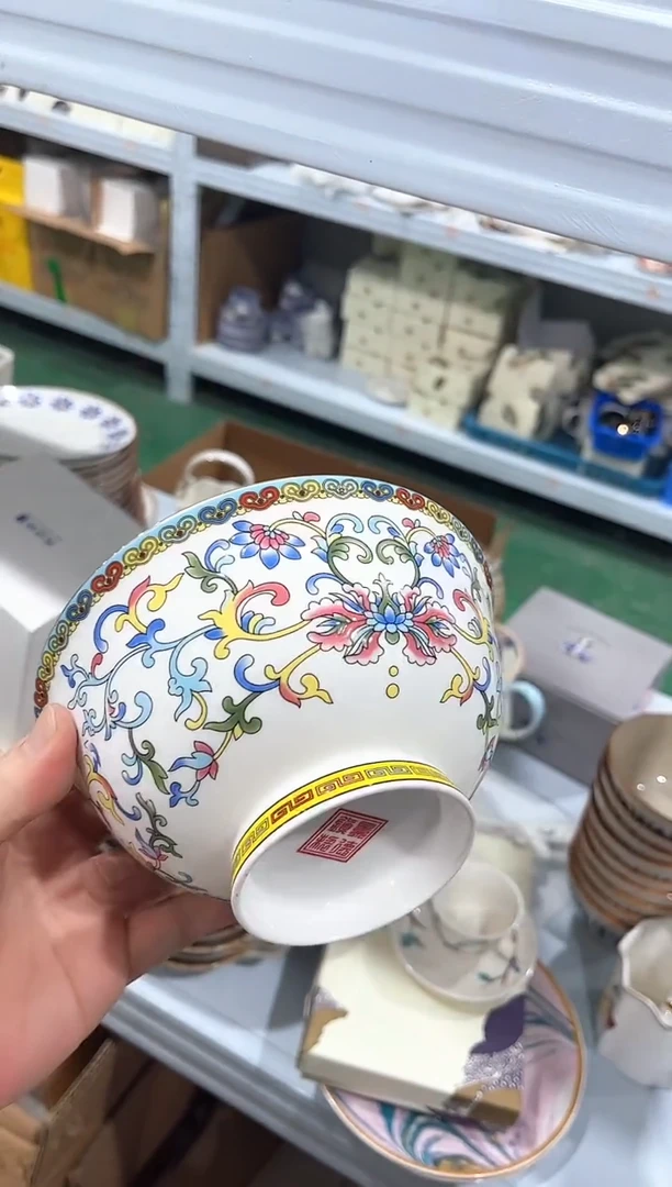 瓷片陶瓷（简装）碗一个