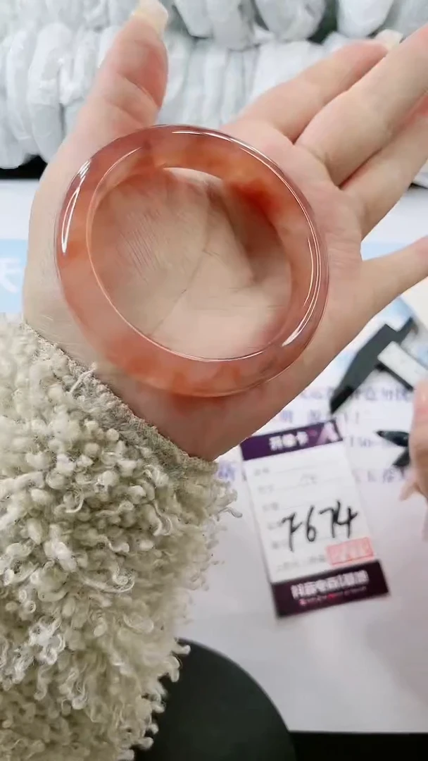 【闪购商品】石英质玉手镯未镶嵌多样性发货F674