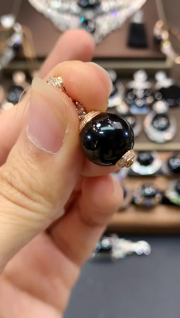 吊坠(不含链)18K金镶嵌翡翠C54