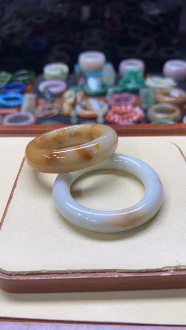 未镶嵌手镯石英质玉楚**南190