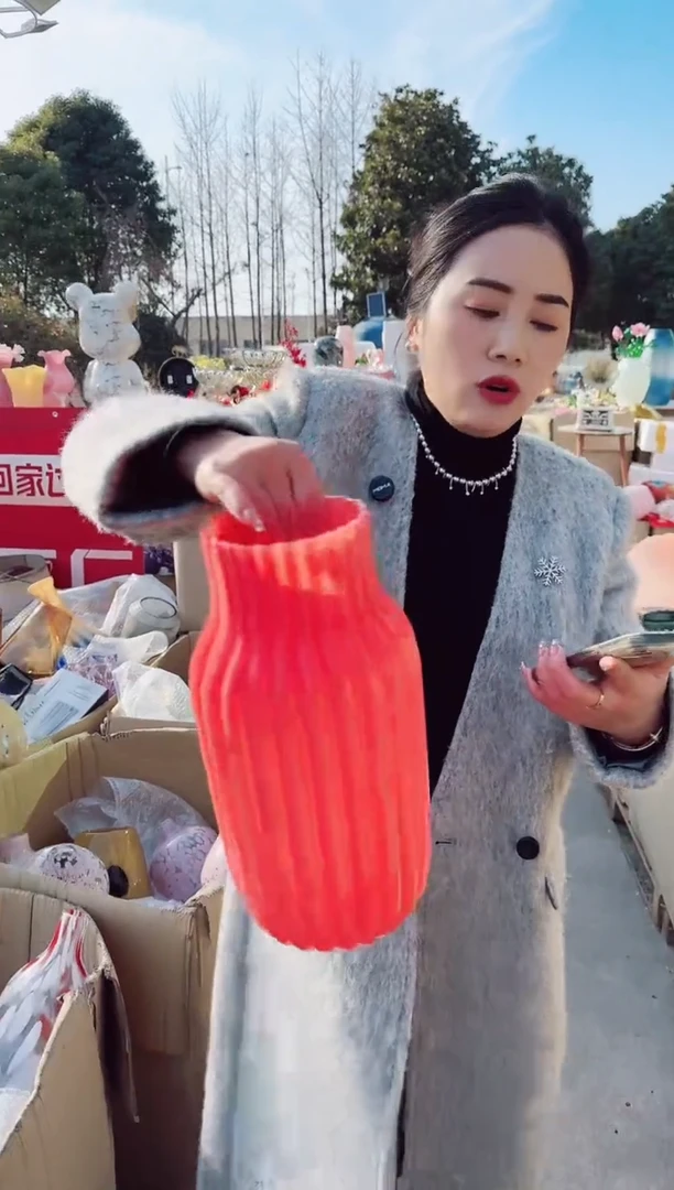 【闪购商品】玻璃私花微瑕花瓶--UHVZ7